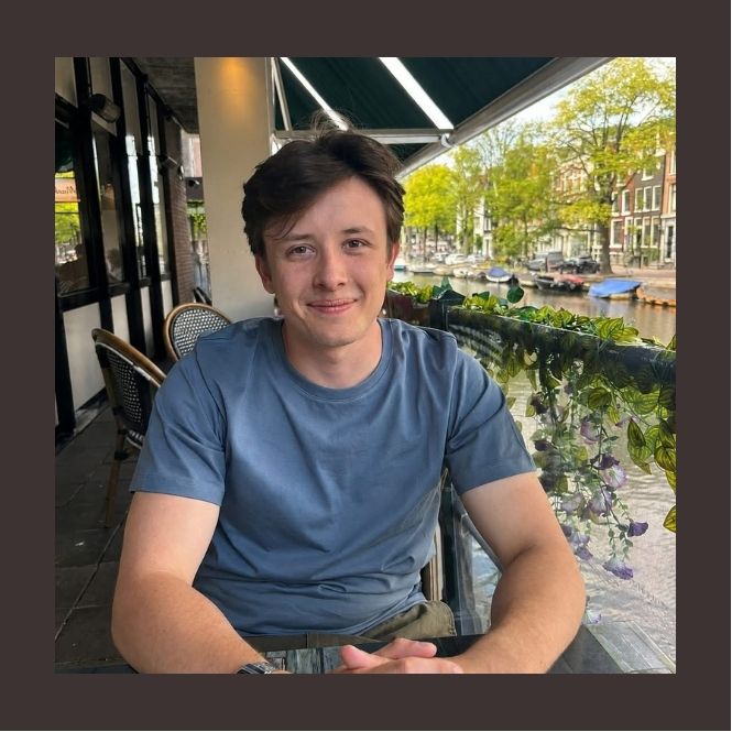 Foto van Tobias Snijkers, de legal manager van Student Teach